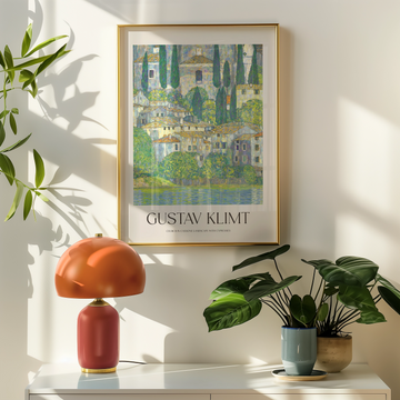 Iglesia en Cassone, paisaje con cipreses — póster en una ambientación de ejemplo; marco no incluido