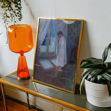 La Chica junto a la Ventana (II) — póster en una ambientación de ejemplo; marco no incluido